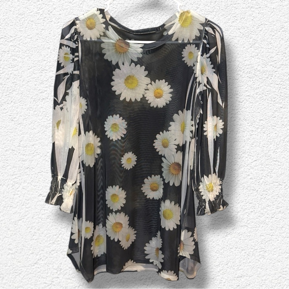 🌺ORIGAMI BLACK SHEER DAISIES SMOCKED SLEEVES BLOUSE